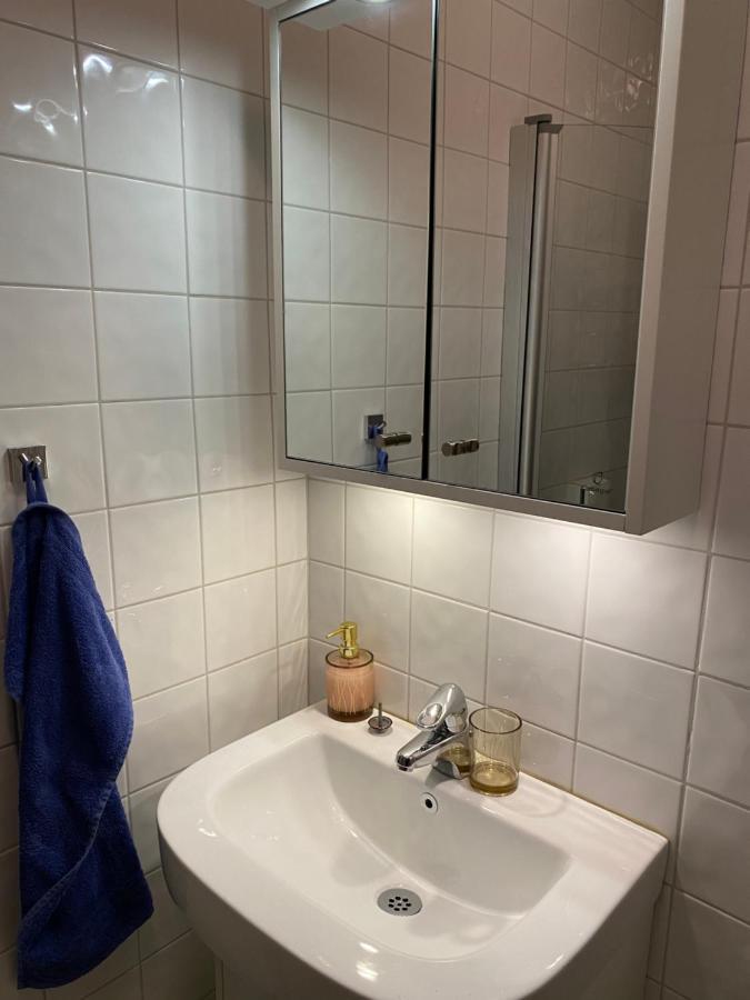 نورشوبينغْ Homade B&B, Gamla Stan المظهر الخارجي الصورة