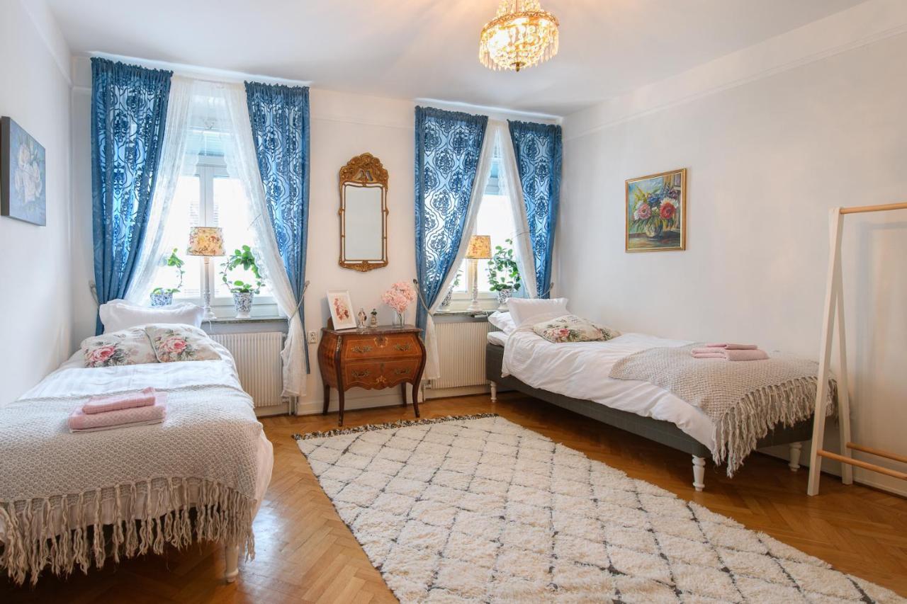 نورشوبينغْ Homade B&B, Gamla Stan المظهر الخارجي الصورة