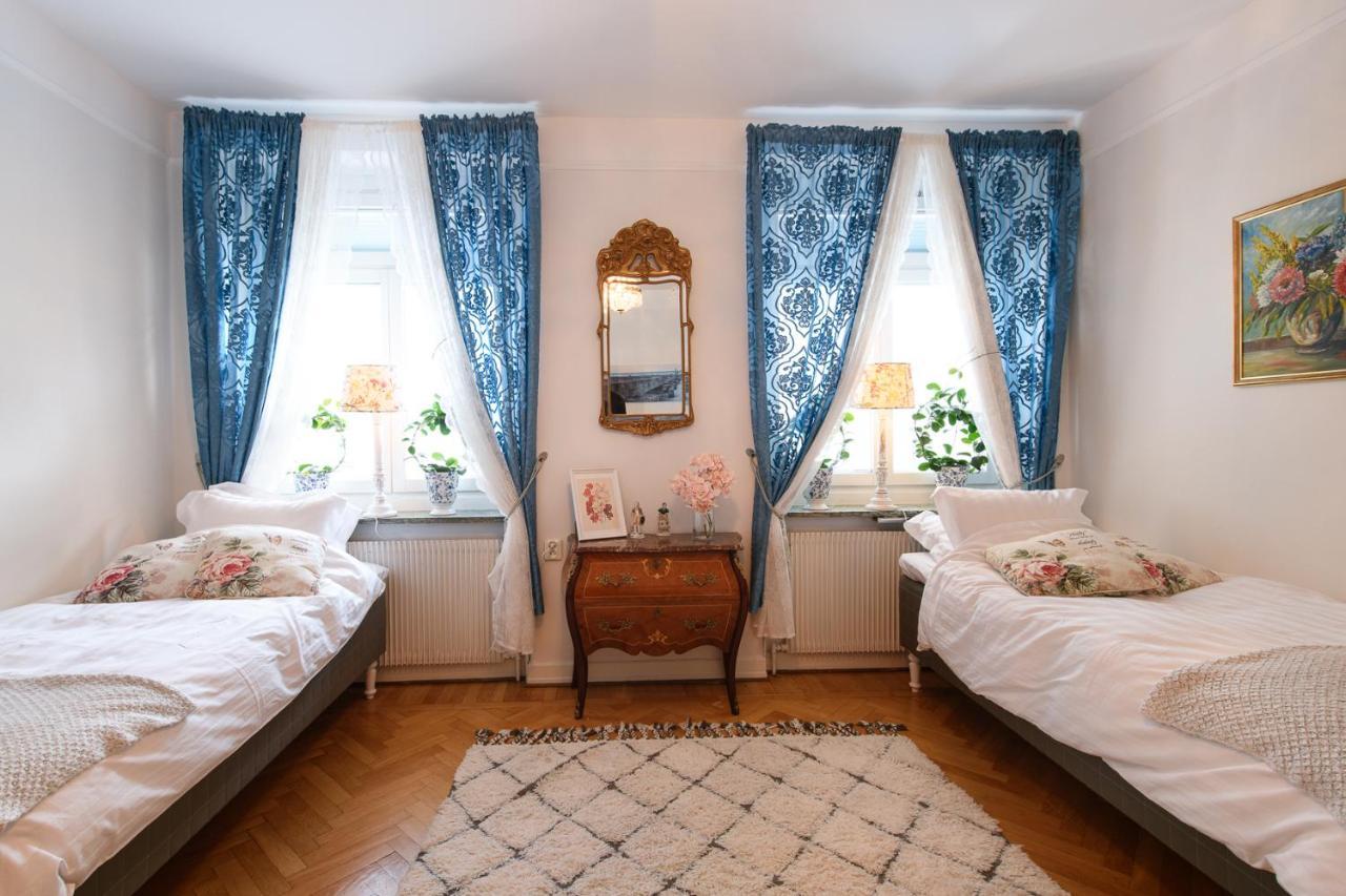 نورشوبينغْ Homade B&B, Gamla Stan المظهر الخارجي الصورة