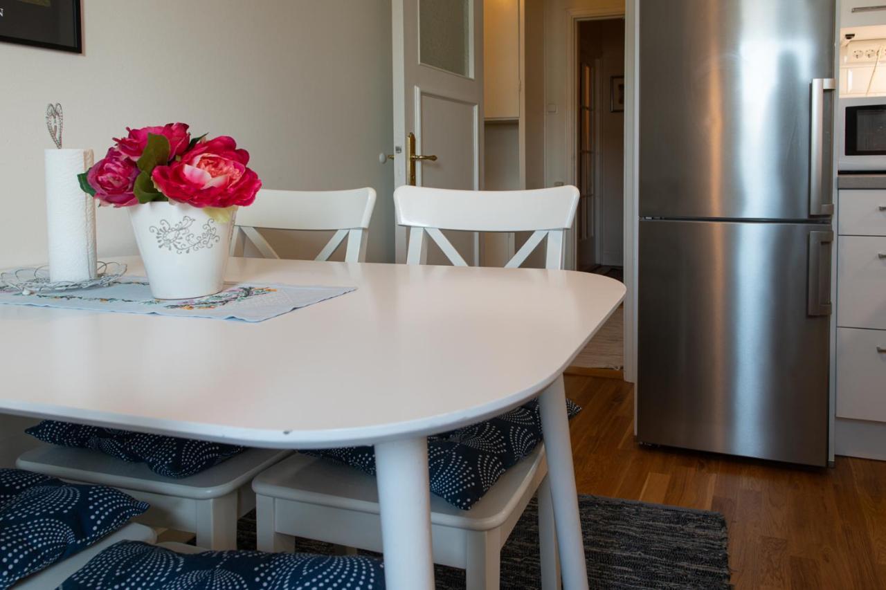 نورشوبينغْ Homade B&B, Gamla Stan المظهر الخارجي الصورة